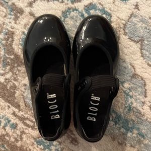 Tap shoes